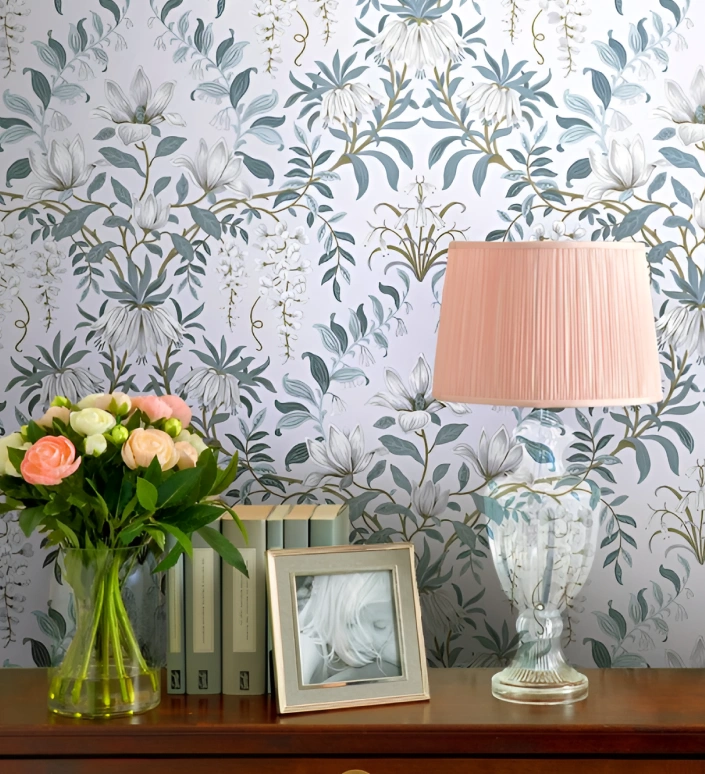 Elegant leaves wallpaper concept